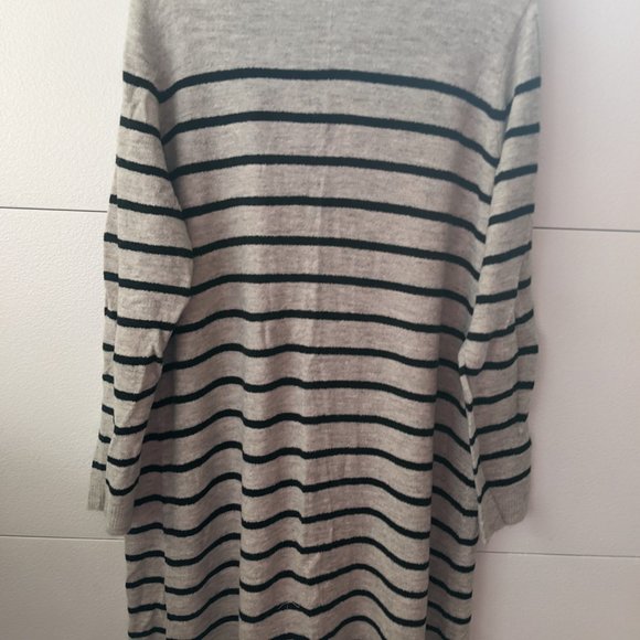 Old Navy Women Sweater Wrap Coat Stripped - Picture 6 of 16